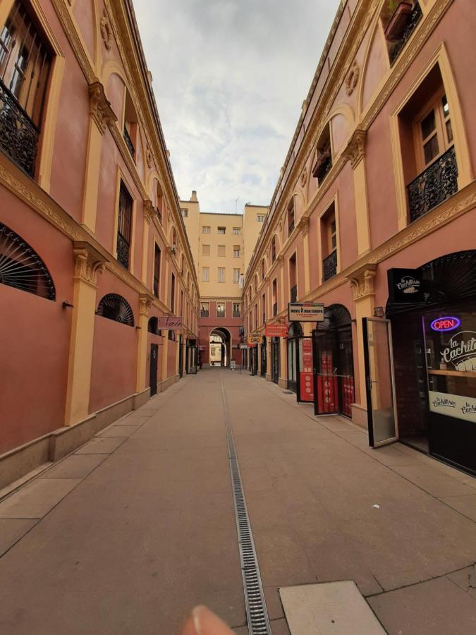 Ch Lumiere Guest house Madrid